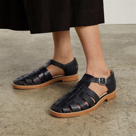 most comfortable fisherman sandals